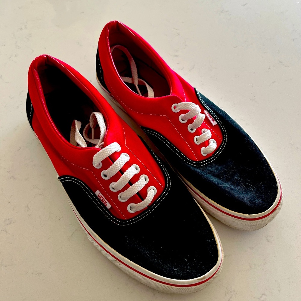 Vans Era
